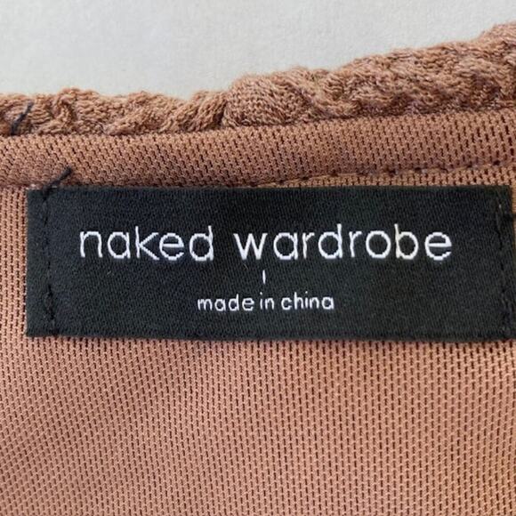 Naked Wardrobe NEW Get Off My Shoulders Textured Handkerchief Stretch Crop Top L - Picture 5 of 7